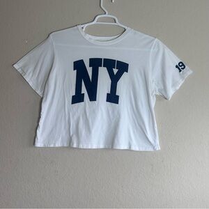 French Pastry Top Women’s NY Graphic White Size XL Crop Short Sleeve Logo Tee